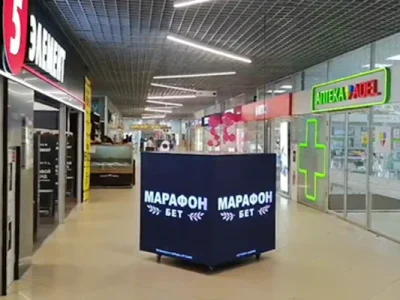 Экран-куб ТРЦ «Мандарин Плаза» г.Гомель